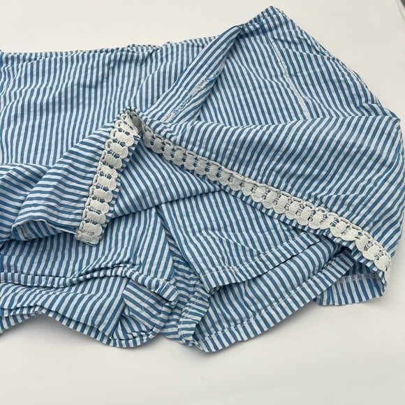 Crown & Ivy Blue and White Stripped Skort Size 14 - Picture 5 of 8